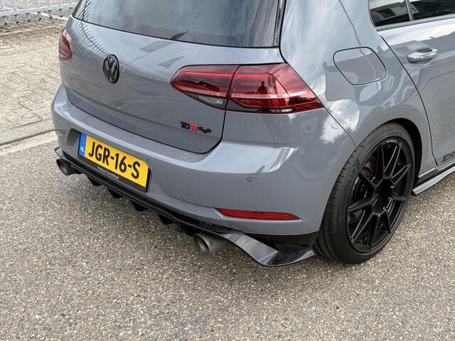 Volkswagen GOLF 2.0 TSI GTI TCR Akraprovic|Carbon|Pano|ACC|Keyless|Dynaudio