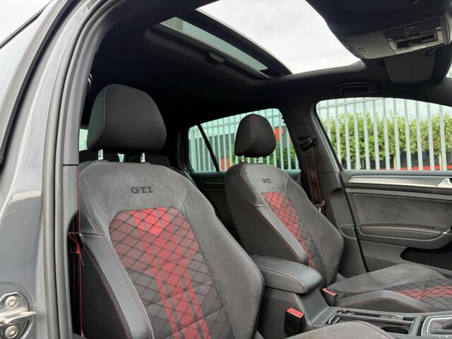 Volkswagen GOLF 2.0 TSI GTI TCR Akraprovic|Carbon|Pano|ACC|Keyless|Dynaudio