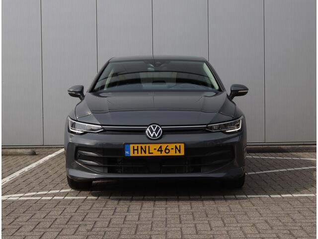 Volkswagen GOLF 1.5 eTSI Life Edition | Facelift | Head-up | Winter pakket