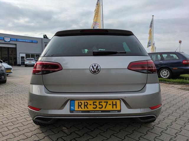 Volkswagen GOLF 1.0 TSI Comfortline Business I Camera I ACC I Carplay I Massagestoel I Trekhaak I Clima I Stoelvw I Alcantera