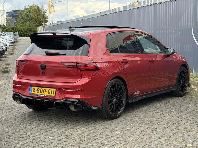 Volkswagen GOLF GTI 2.0 300pk Clubsport 45 Jahre / Akra / Panoramadak / H&K / Head up