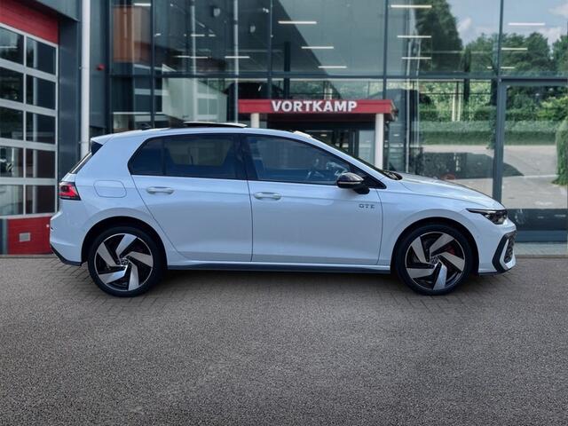 Volkswagen GOLF 1.5 TSI EHYBRID GTE 272PK PANO-DAK/TREKHAAK/LEDER/IQ-LIGHTS/HUD/
