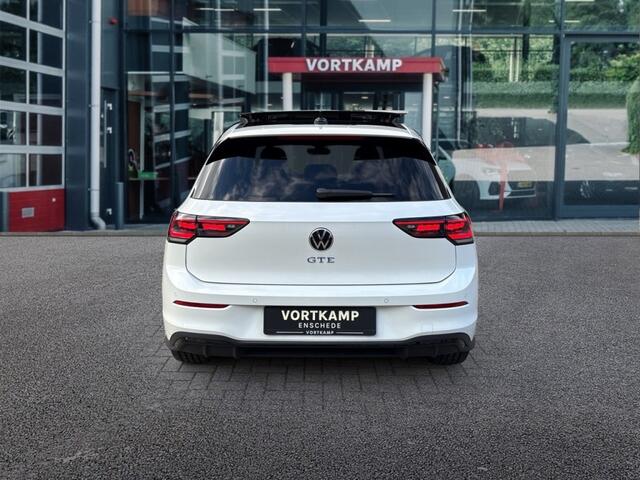 Volkswagen GOLF 1.5 TSI EHYBRID GTE 272PK PANO-DAK/TREKHAAK/LEDER/IQ-LIGHTS/HUD/