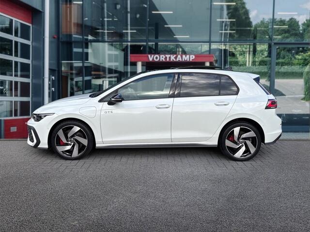 Volkswagen GOLF 1.5 TSI EHYBRID GTE 272PK PANO-DAK/TREKHAAK/LEDER/IQ-LIGHTS/HUD/