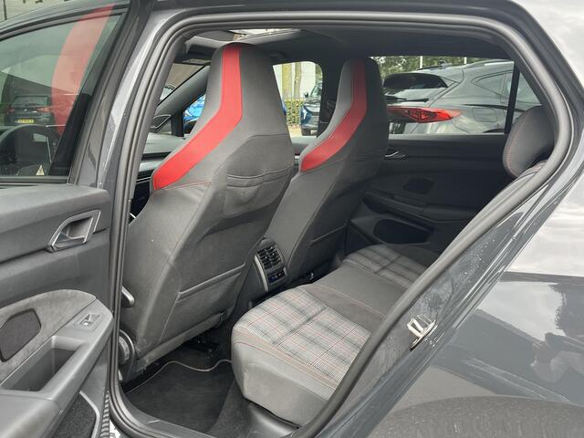 Volkswagen GOLF 2.0 TSI GTI APPLE CARPL. ADNROID AUTO | ACC | PANORAMA DAK | 360° CAMERA | 265PK | STOEL/STUUR VERWARMING |