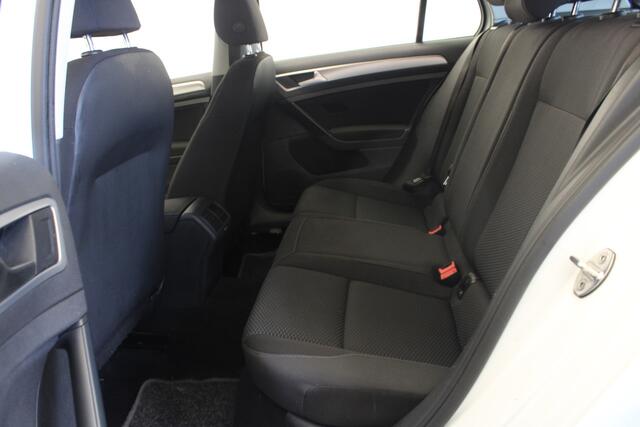 Volkswagen GOLF 1.0 TSI Trendline