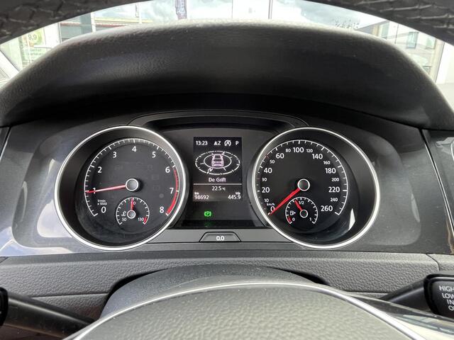 Volkswagen GOLF 1.0 TSI Comfortline | AUTOMAAT | ACC | PDC V+A | Afn. trekhaak | Apple Carplay - Android Auto | Verwarmde voorruit | NAP