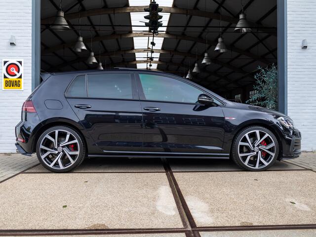 Volkswagen GOLF 2.0 TSI GTI Performance *Pano | ACC | Camera | Stoelverwarming | Oettinger | Racingline | Apple Carplay | Clima | Navi*