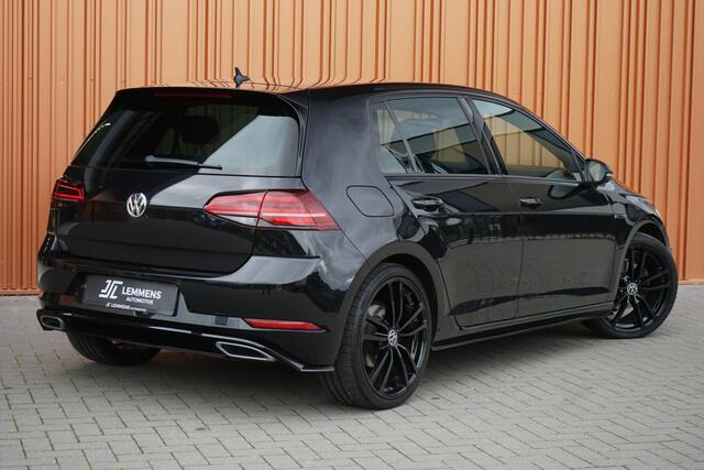 Volkswagen GOLF 1.5 TSI R-line DSG 150PK Virtual ACC Blindspot DAB Carplay
