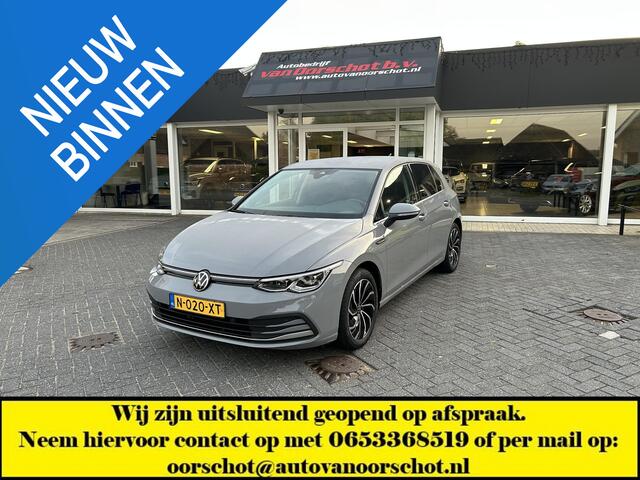 Volkswagen GOLF 1.5 eTSI R-Line Business