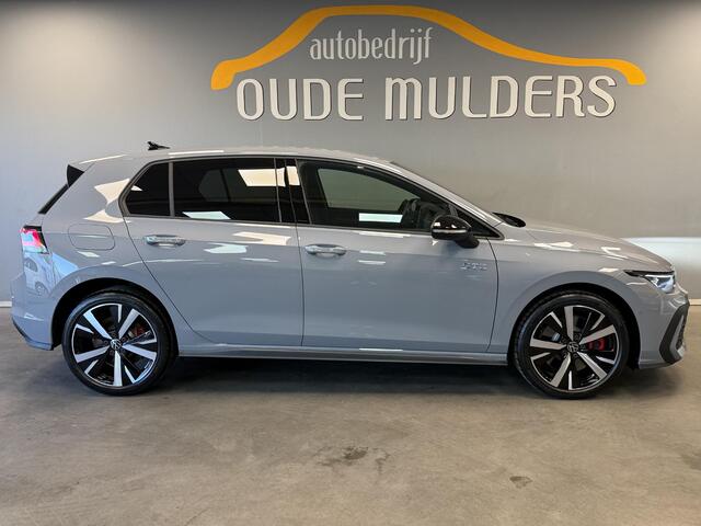 Volkswagen GOLF 1.5 eHybrid GTE | Adaptive cruise | 360 | Head-up | Sfeer | IQ light |Stoelverwarming | Carplay |