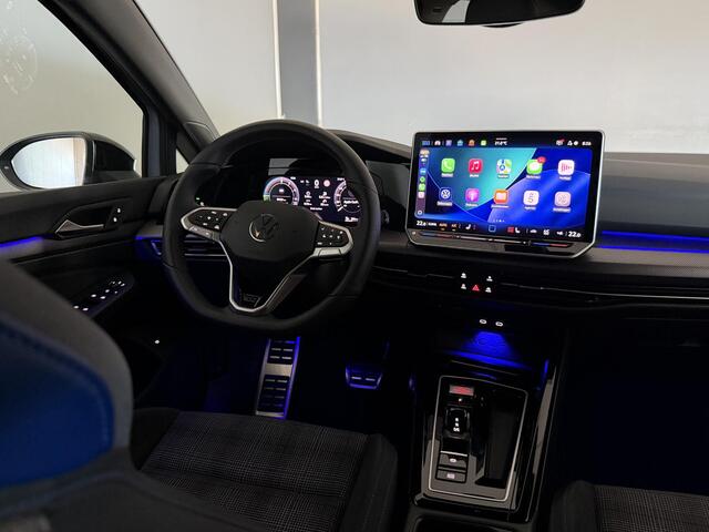 Volkswagen GOLF 1.5 eHybrid GTE | Adaptive cruise | 360 | Head-up | Sfeer | IQ light |Stoelverwarming | Carplay |