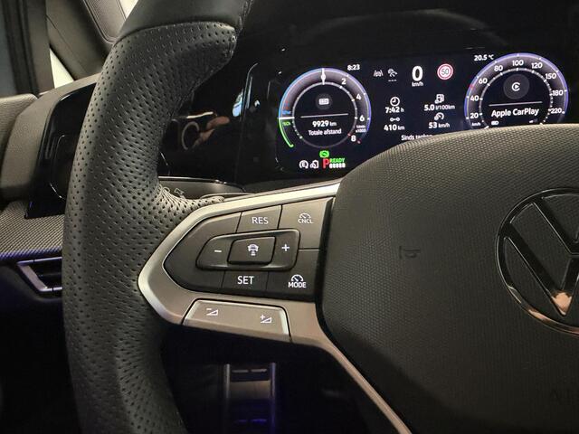 Volkswagen GOLF 1.5 eHybrid GTE | Adaptive cruise | 360 | Head-up | Sfeer | IQ light |Stoelverwarming | Carplay |