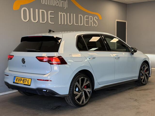 Volkswagen GOLF 1.5 eHybrid GTE | Adaptive cruise | Head-up | Sfeer | Achteruitrijcamera |Stoelverwarming | Carplay |