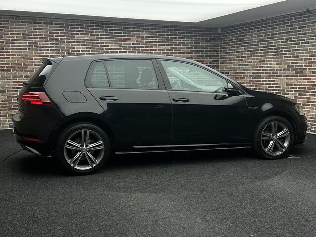 Volkswagen GOLF 1.0 TSI Highline R-Line | Massage