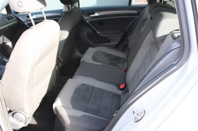 Volkswagen GOLF Variant 1.5 TSI Highline Comfortline Business automaat 7 traps Super en nette gezinsauto