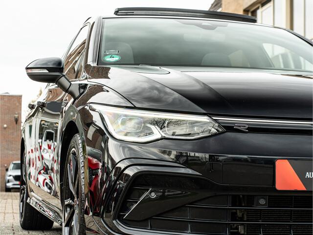Volkswagen GOLF 1.5 eTSI R-Line Business PANO HUD HARMAN KARDON CAMERA MATRIX IQ BLACK OPTIC BOMVOL!!