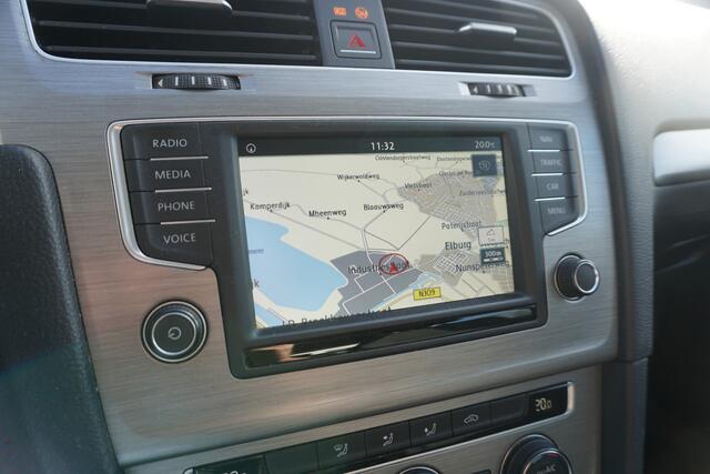 Volkswagen GOLF 1.0 TSI Comfortline | CARPLAY | NAVI | ECC | CRUISE | PDC V+A |