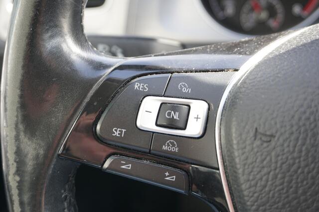 Volkswagen GOLF 1.0 TSI Comfortline | CARPLAY | NAVI | ECC | CRUISE | PDC V+A |