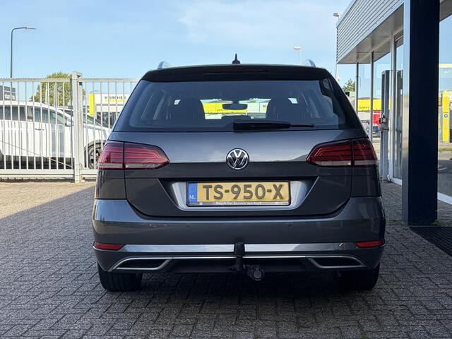 Volkswagen GOLF Variant 1.0 TSI Highline / NL-Auto / Adaptieve Cruise-Control / Trekhaak / Apple-Carplay & Android-Auto / Climate-Control / DAB Radio-Bluetooth / Navi / PDC V+A / 17'' LMV / ENZ.