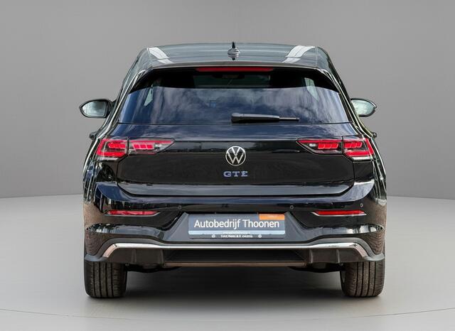 Volkswagen GOLF 1.5 eHybrid GTE | Trekhaak | HUD | Pano | Keyless