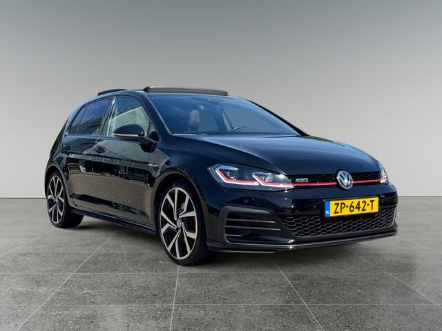 Volkswagen GOLF 2.0 230pk TSI GTI Performance Navigatie-, radio-, en multimediasysteem 'Discover Media' | Velgen ' Brescia', 19 inch lichtmetaal | Parkeerassistent (Park Assist)