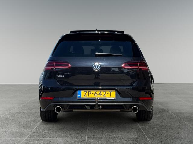 Volkswagen GOLF 2.0 230pk TSI GTI Performance Navigatie-, radio-, en multimediasysteem 'Discover Media' | Velgen ' Brescia', 19 inch lichtmetaal | Parkeerassistent (Park Assist)