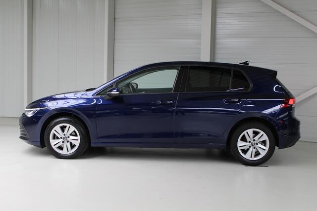 Volkswagen GOLF 1.0 TSI Life Apple Carplay | Android Auto | PDC voor en achter | Cruise control