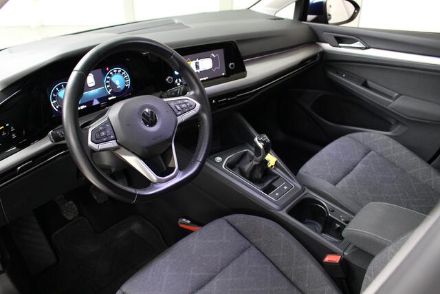Volkswagen GOLF 1.0 TSI Life Apple Carplay | Android Auto | PDC voor en achter | Cruise control