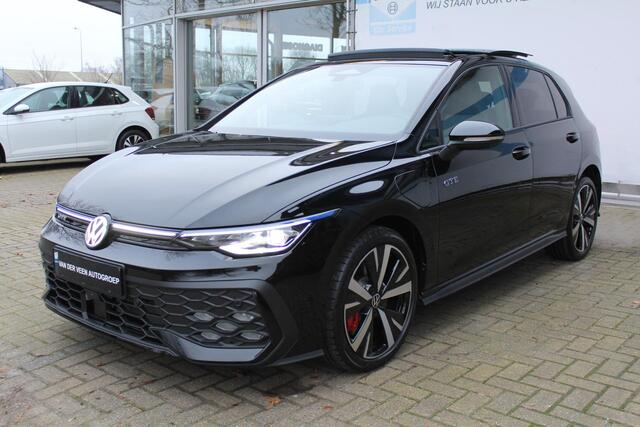 Volkswagen GOLF 8.5 1.5 eHybrid GTE 272 Pk | Panorama dak | Stoel/Stuur verwarming | 360* Camera | Schuif/Kantel dak | Adaptive cruise controler | Keyless start | Apple CarPlay/Android Auto | Draadloze telefoonlader | IQ.Lights | Climate controle | Parkeersensoren V+A | Navigatie |