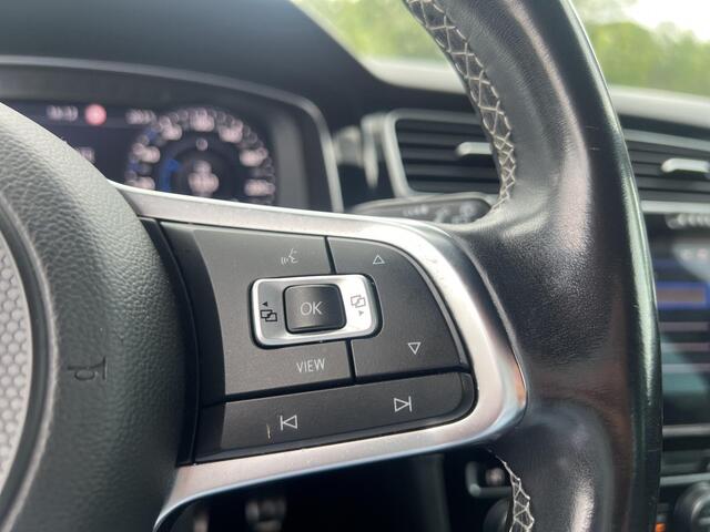 Volkswagen GOLF Variant 1.5 TSI Highline Business R | 150Pk | Trekhaak | Led | A.Camera | Automaat |