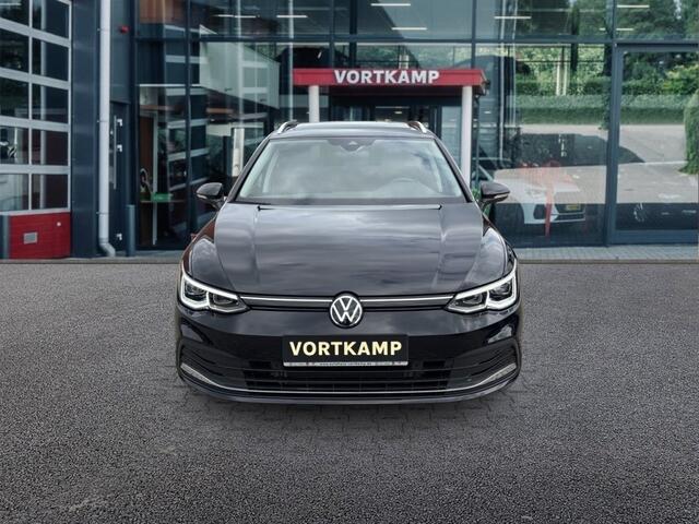 Volkswagen GOLF 1.5 eTSI LIFE 150PK PANO-DAK/TREKHAAK/ACC/LED/CAMERA/STOELVERW