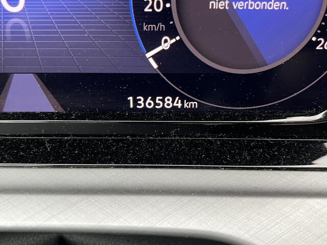 Volkswagen GOLF Variant 1.5 eTSI Life Business AUTOMAAT/ CRUISE/ APP-CONNECT/ CLIMATE/ STOELVERWARMING/ PARK. SENSOREN V&A/ DIGITAL DASH