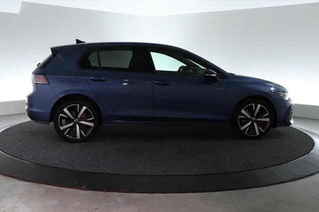 Volkswagen GOLF 1.5 eHybrid GTE | CARPLAY | STOEL-STUURVERW. | ADAP. CRUISE |