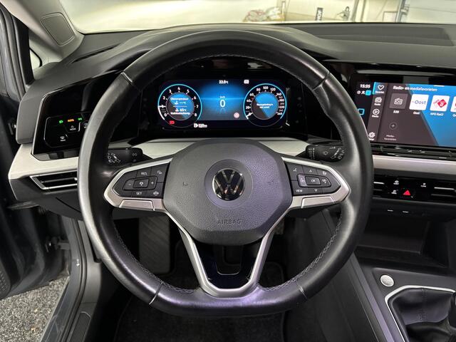 Volkswagen GOLF 1.5 TSI Life | TREKHAAK | CARPLAY | ADAP. CRUISE |