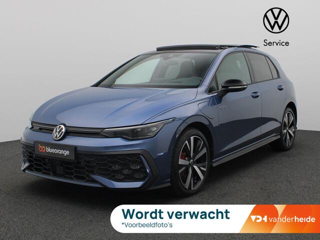 Volkswagen GOLF 1.5 eHybrid GTE 272 PK DSG Black style, Leder, Trekhaak, Head-Up Display, Panoramadak, Matrix-LED Verlichting, Keyless, 18" LM Velgen