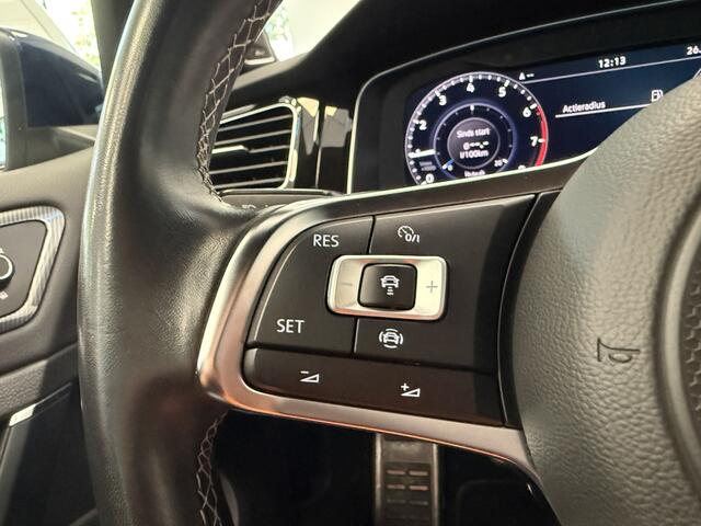 Volkswagen GOLF Variant 1.5 TSI Highline Business R NAP ACC/PDC 18'' LM All Season banden Automaat 150PK!