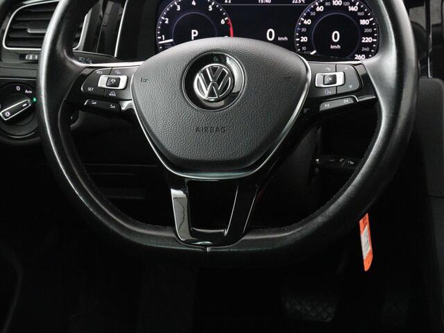 Volkswagen GOLF 1.5 TSI Highline Business R | Trekhaak | Navigatie | Stoelverwarming | Carplay | Dab+ | Stoelmassage | Bluetooth | Adaptive cruise | Climate control | Parkeerhulp