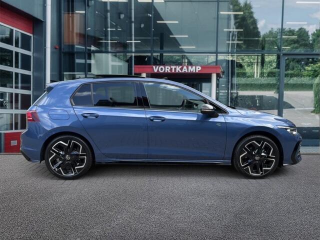 Volkswagen GOLF 1.5 eTSI R-LINE PANO-DAK/CAMERA/ACC/STOEL+STUURVERW/CARPLAY