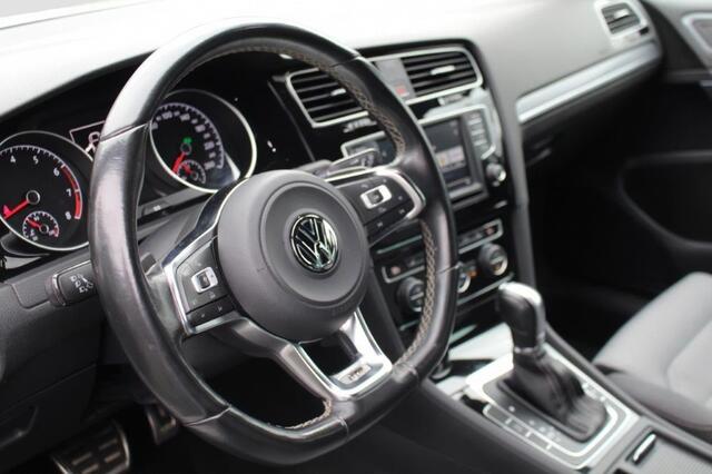 Volkswagen GOLF Variant 1.4 TSi 150 pk DSG Highline R-line | CAMERA | EL. TREKHAAK | STOELVERW. |