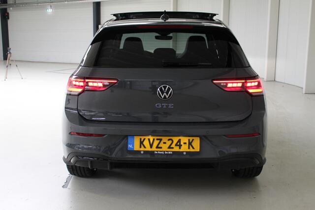 Volkswagen GOLF 1.5 GTE 272PK Panoramadak | Trekhaak | 18" Richmond | DCC | Leder | El. stoelverstelling