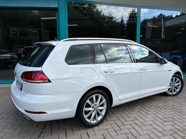 Volkswagen GOLF 1.5 TSI R-Line Highline DSG LED, Navi, Massage, PDC, 17Inch