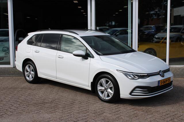 Volkswagen GOLF Variant 1.5 eTSI Life Business