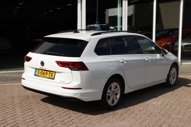 Volkswagen GOLF Variant 1.5 eTSI Life Business