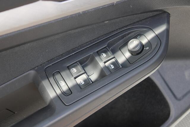Volkswagen GOLF Variant 1.5 eTSI Life Business