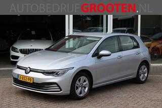 Volkswagen GOLF 1.0 eTSI Life Business