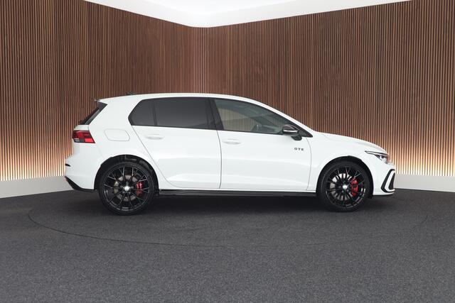 Volkswagen GOLF 1.4 245pk eHybrid GTE Sterrenhemel Stoelverwarming Virtual Cockpit Navigatie