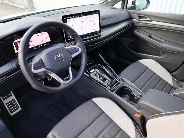 Volkswagen GOLF GTE 1.5 eHybrid 272PK | Panodak | Leer | 360° | Garantie 2030 | Head-up | Stoel Ventilatie | Memory | 18Inch |
