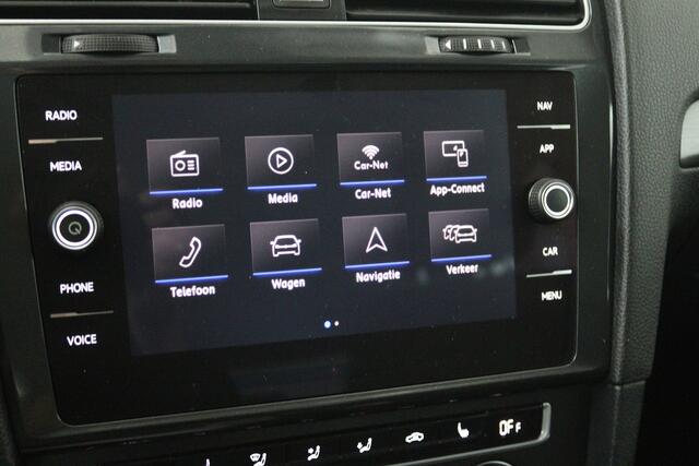 Volkswagen GOLF 1.0 TSI Comfortline (STOELVERWARMING, CAMERA, CRUISE ADAPTIEF, PARKEERSENSOREN)