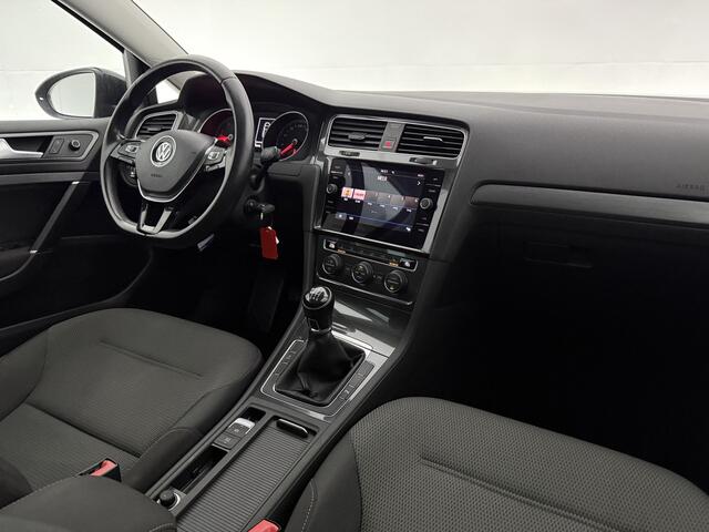 Volkswagen GOLF 1.0 TSI Comfortline | Camera | Clima | Cruise | Carplay | Stoelverwarming | Parkeersens.